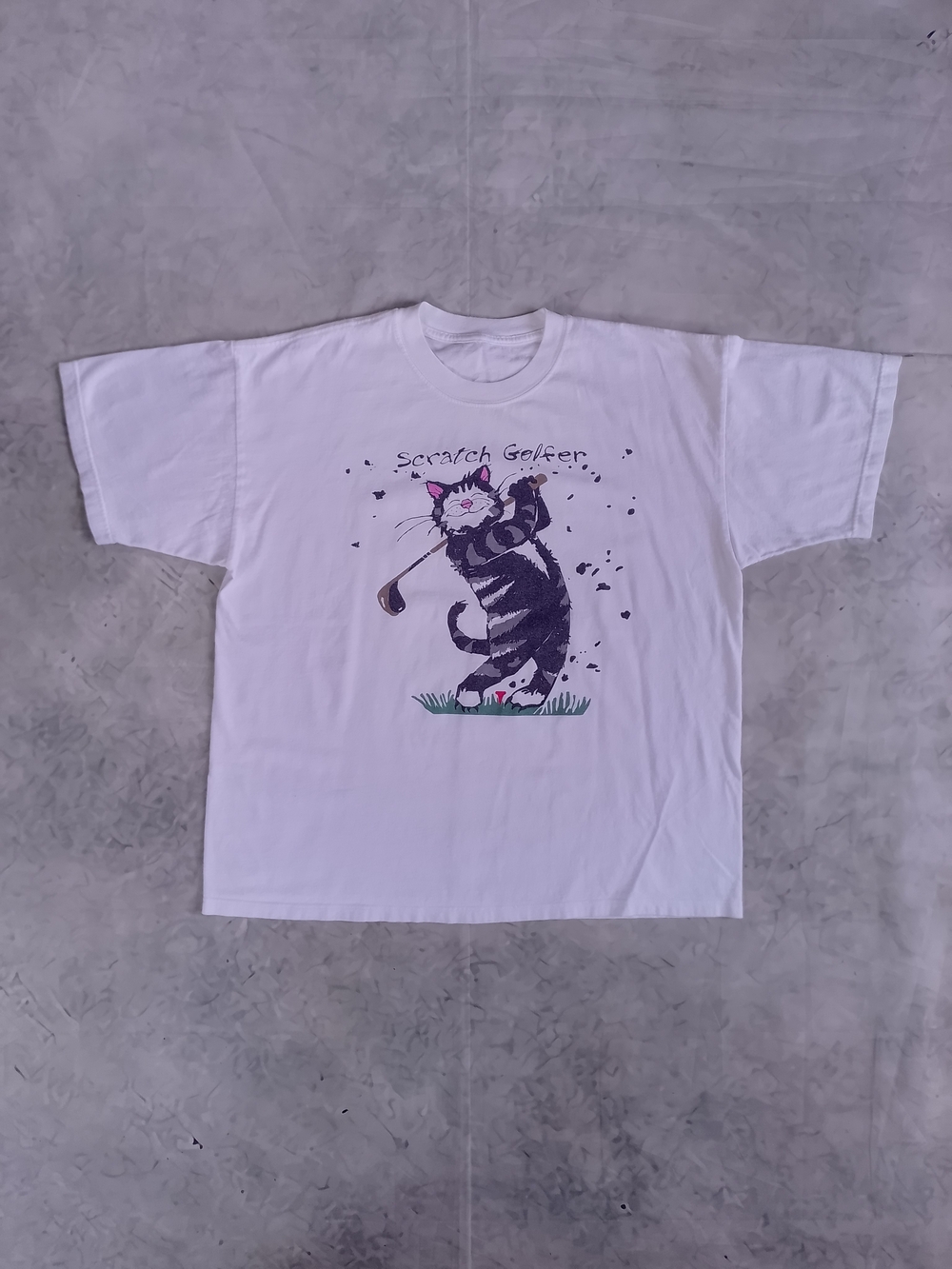 Vintage 90s Scratch Golfer Cat Graphic T-Shirt